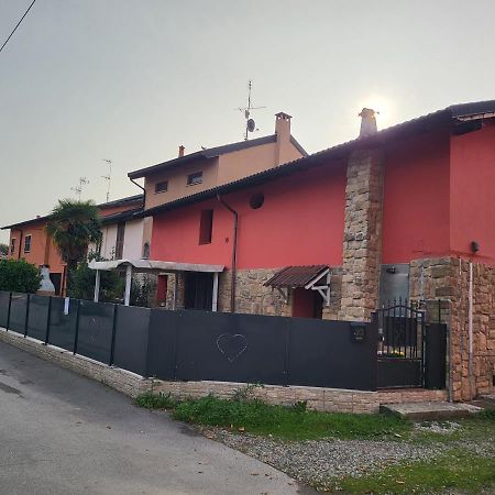 Hotel A Casa Di Luca à Mediglia Extérieur photo
