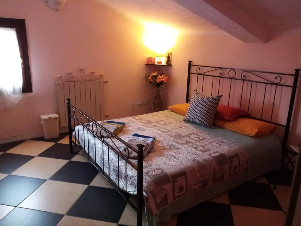 Hotel A Casa Di Luca à Mediglia Extérieur photo
